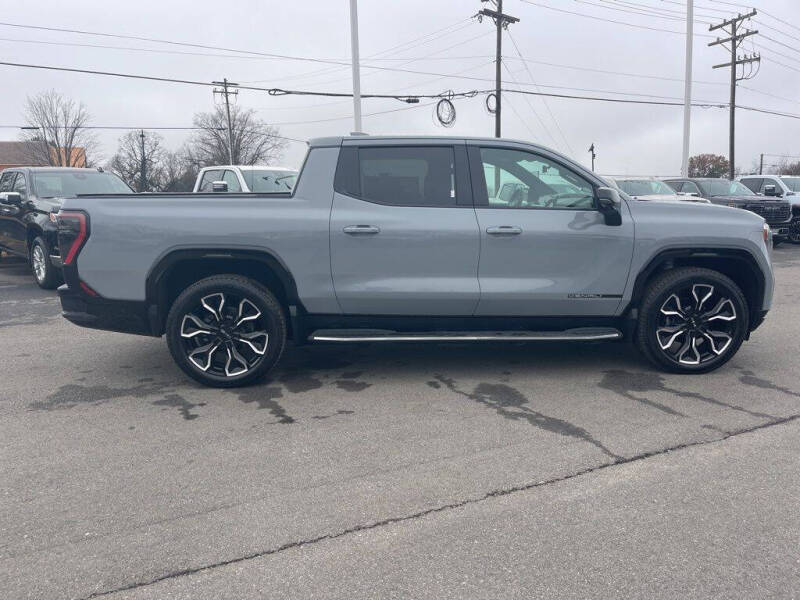 2024 GMC Sierra EV Denali Edition 1