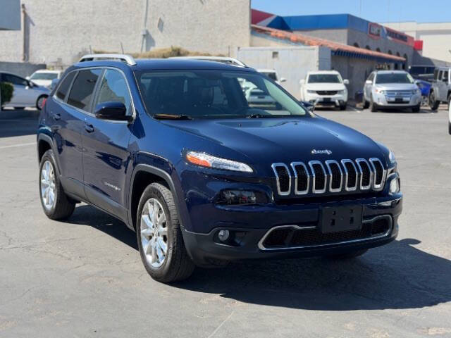 2015 Jeep Cherokee Limited 4X4's photo