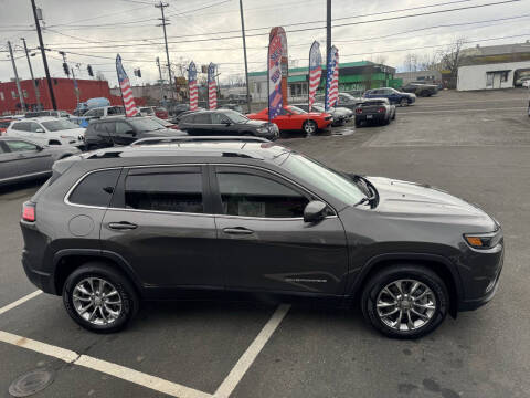 2020 Jeep Cherokee