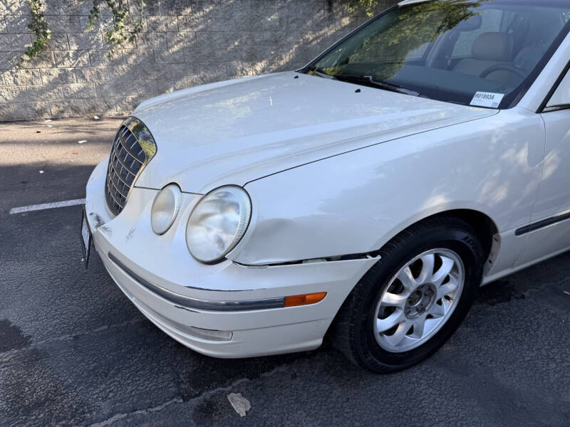 2005 Kia Amanti