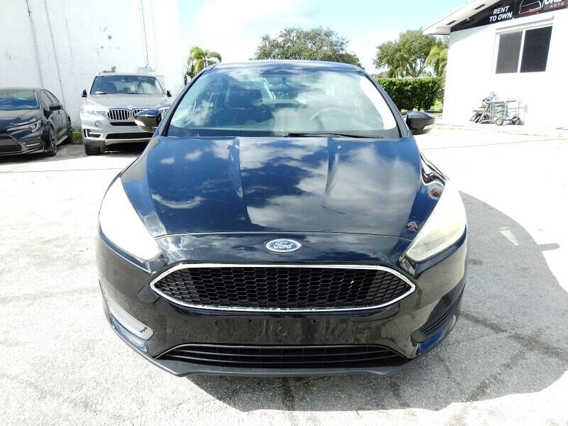2017 Ford Focus  - $7,900
