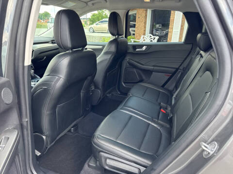 2022 Ford Escape SEL