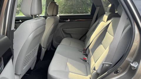 2013 Kia Sorento LX