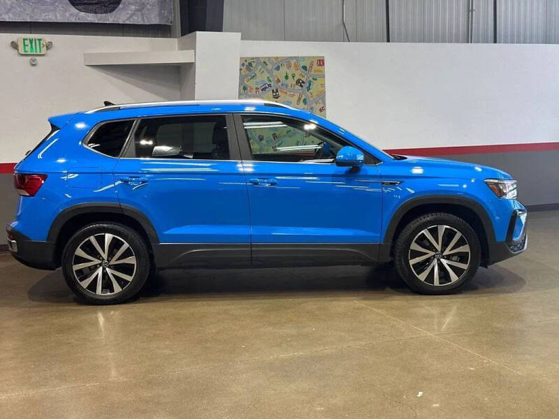2022 Volkswagen Taos SE 4Motion