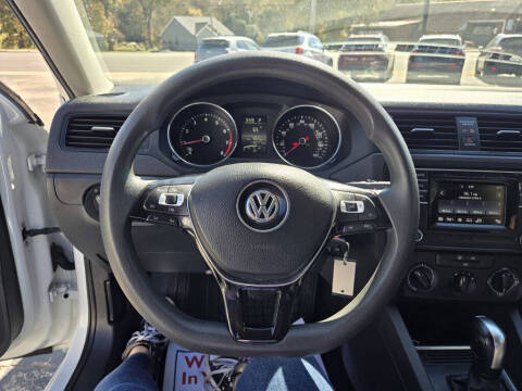 2016 Volkswagen Jetta