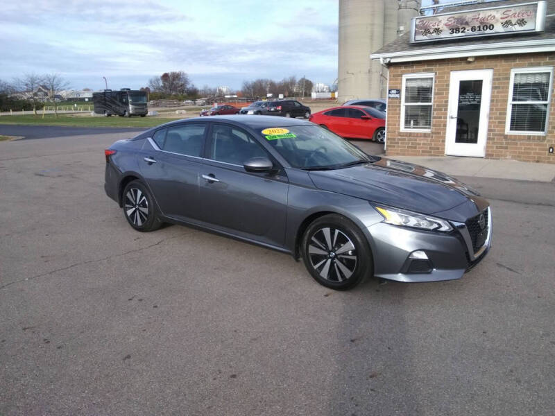 2022 Nissan Altima 2.5 SV