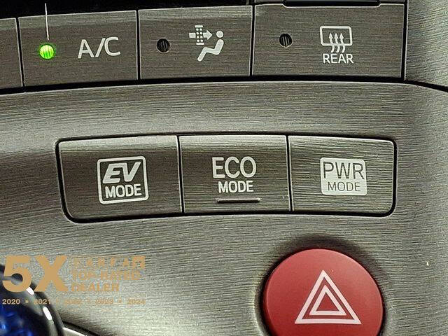 2014 Toyota Prius Two