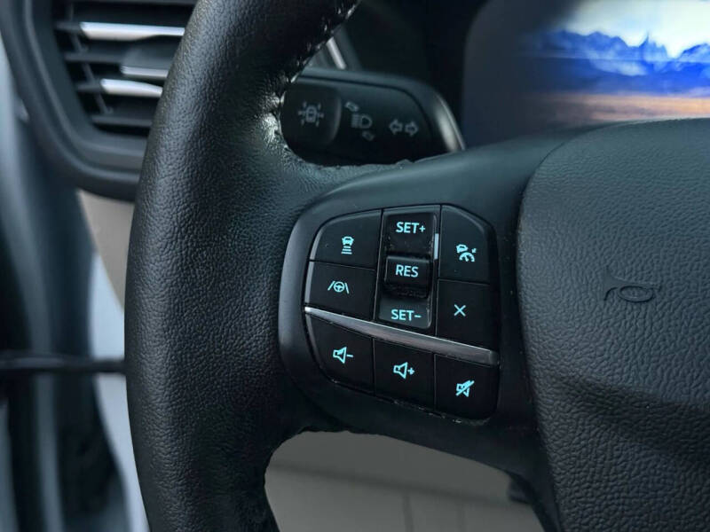 2020 Ford Escape Hybrid Titanium