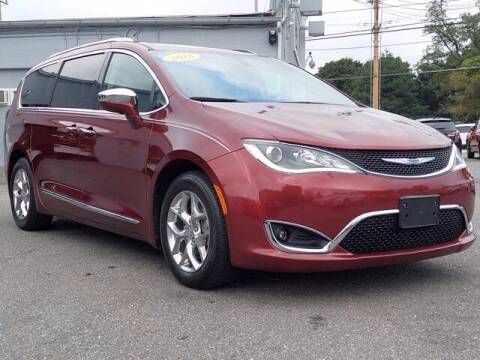 2018 Chrysler Pacifica for sale at Superior Motor Company in Bel Air MD