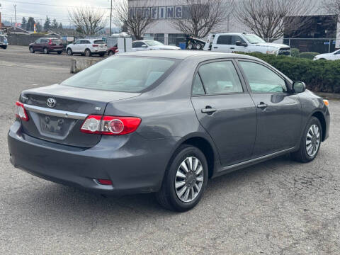 2011 Toyota Corolla LE