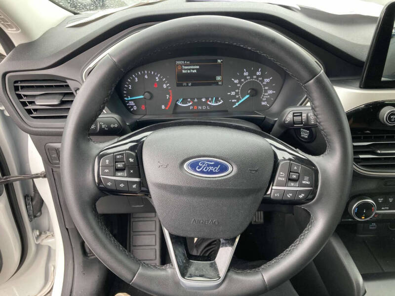 2022 Ford Escape SE