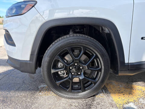 2023 Jeep Compass Altitude
