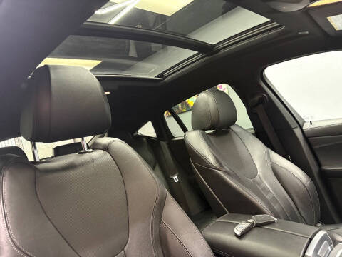 2021 BMW X6 sDrive40i