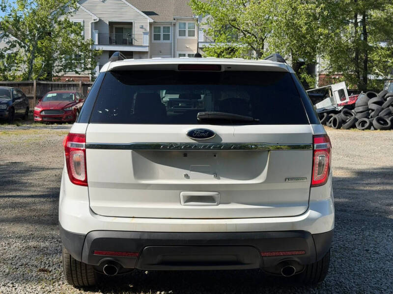 2013 Ford Explorer