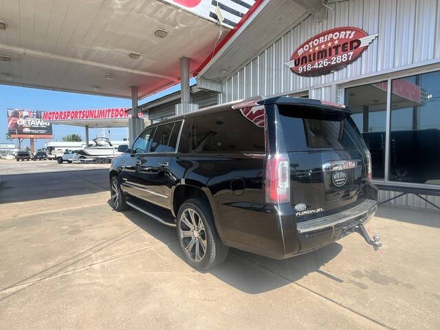 2017 GMC Yukon XL Denali