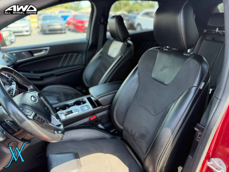 2020 Ford Edge ST