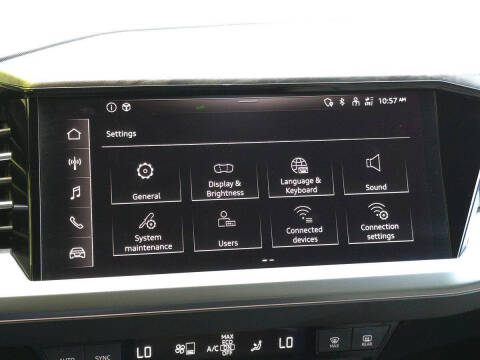 2023 Audi Q4 e-tron quattro Premium 50