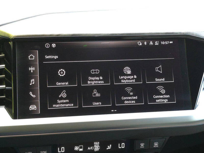 2023 Audi Q4 e-tron quattro Premium 50