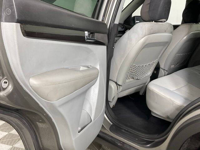 2013 Kia Sorento LX