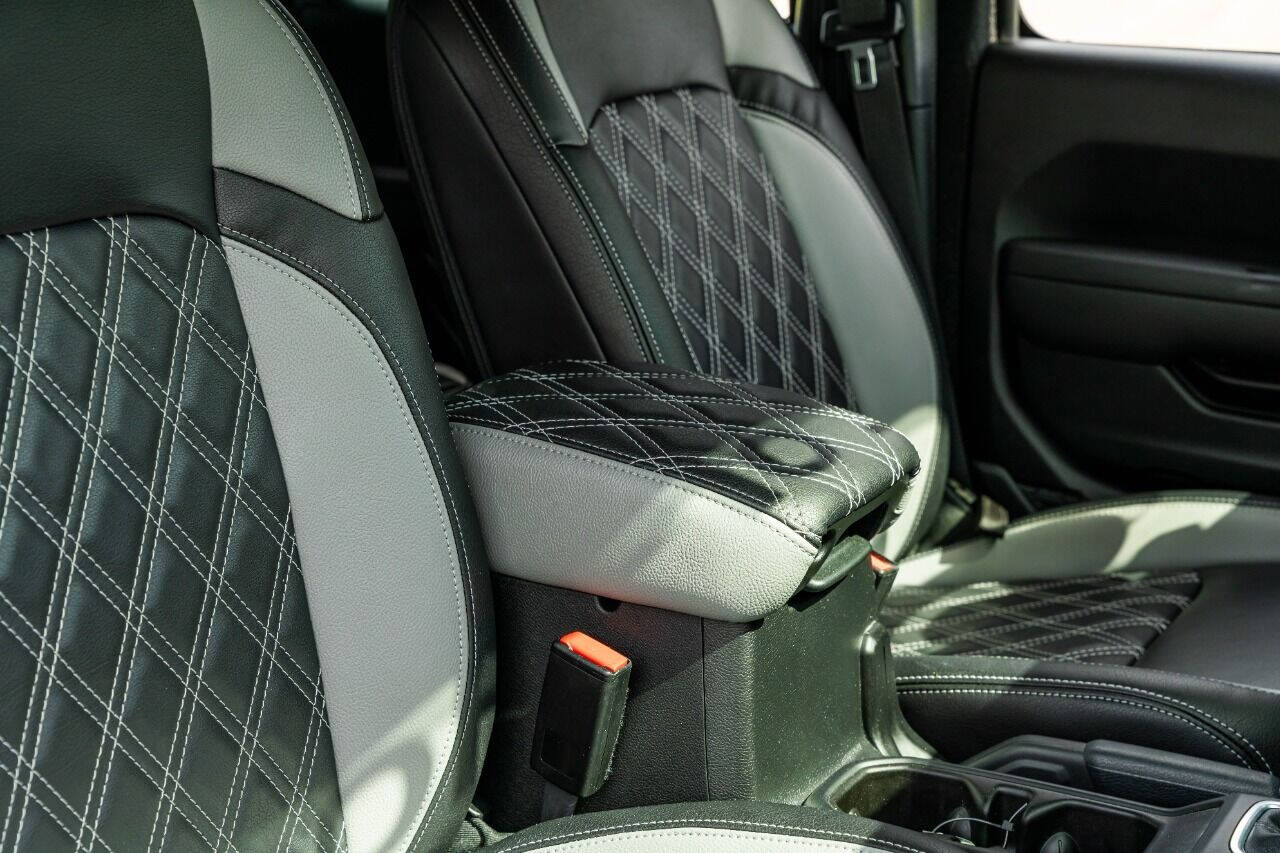 2018 JEEP Wrangler SUV / Crossover - $49,999