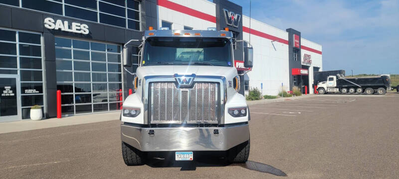 2024 Western Star 47X