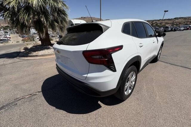 2024 Chevrolet Trax LS