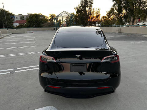 2024 Tesla Model Y Long Range