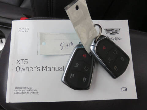 2017 Cadillac XT5 Luxury