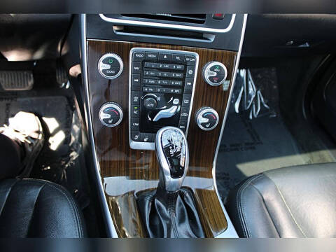 2017 Volvo V60 T5 Premier