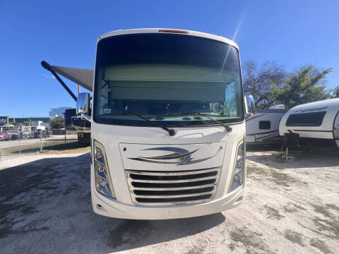 2021 Thor Motor Coach Hurricane