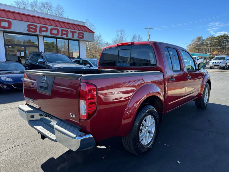 2014 Nissan Frontier SV photo 5