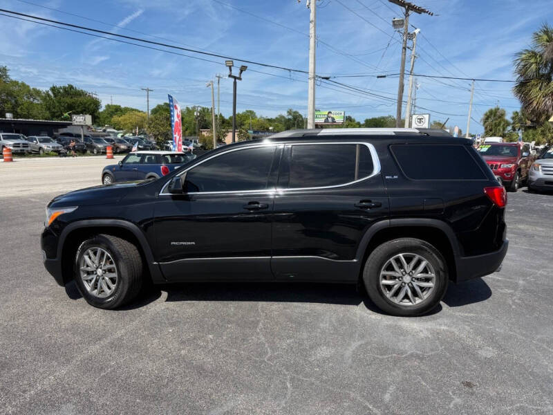 2017 GMC Acadia SLE-2