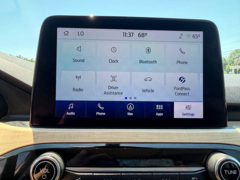 2022 Ford Escape Titanium