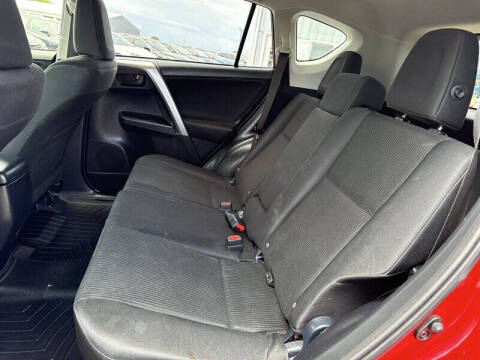 2017 Toyota RAV4 LE