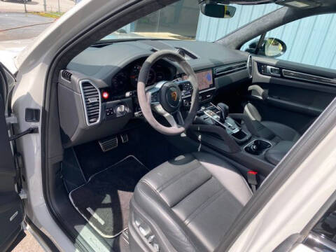 2020 Porsche Cayenne S