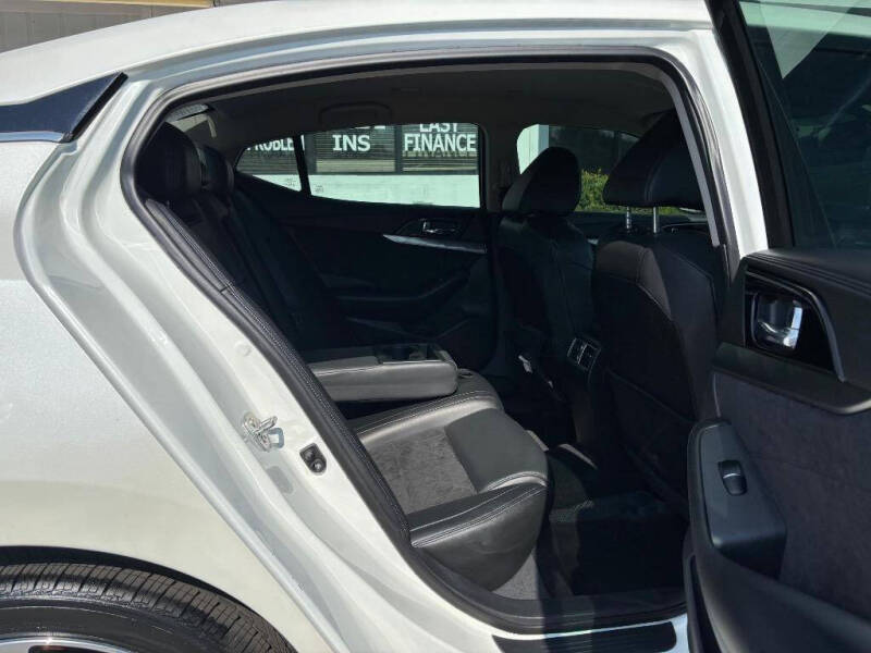 2016 Nissan Maxima 3.5 SR