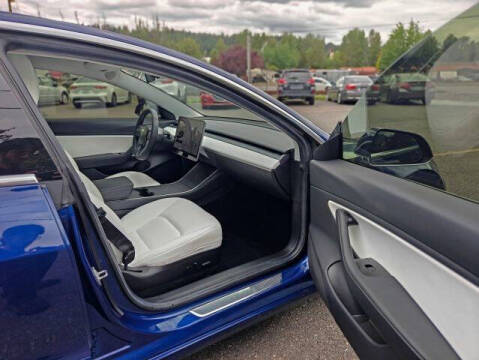 2019 Tesla Model 3 Performance