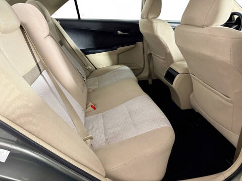 2012 Toyota Camry LE