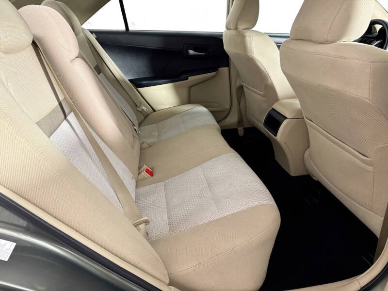 2012 Toyota Camry LE