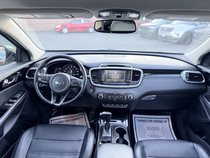 2016 Kia Sorento SX V6