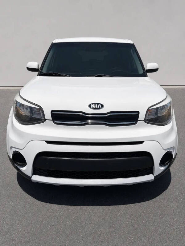 2017 Kia Soul +
