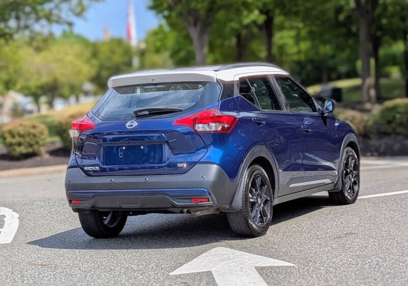 2020 Nissan Kicks SR