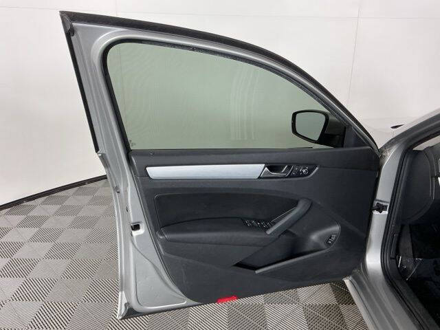 2013 Volkswagen Passat