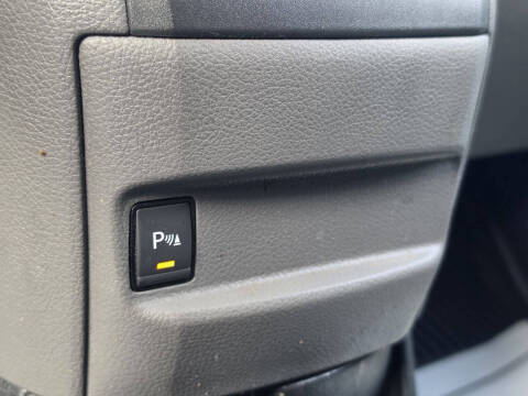 2017 Nissan NV200 SV