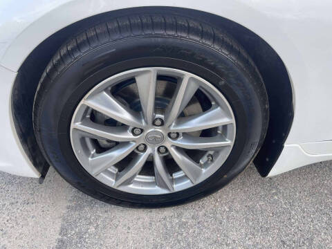 2014 Infiniti Q50 Premium