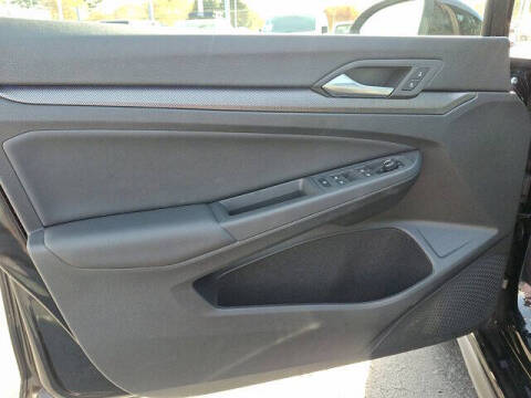 2025 Volkswagen Golf GTI Autobahn