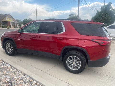2023 Chevrolet Traverse LT Cloth