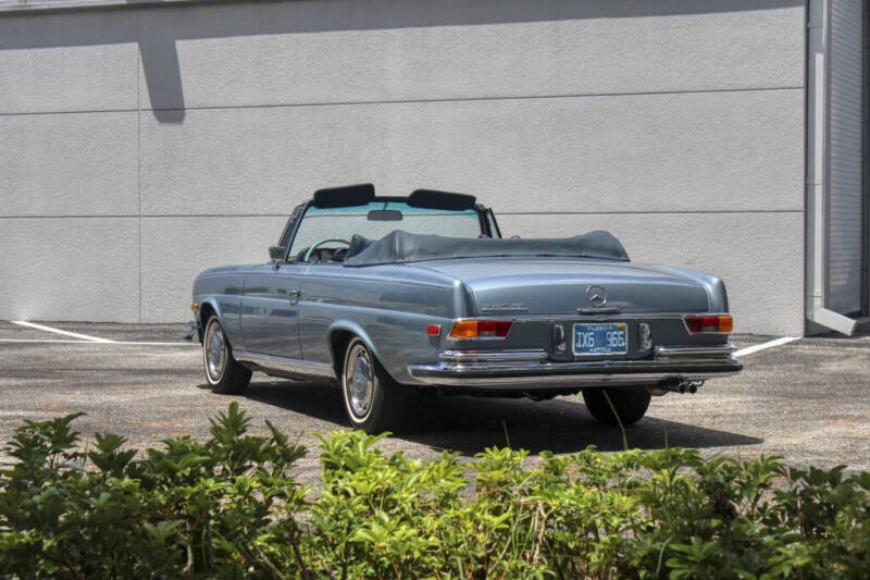 1970 Mercedes-Benz 280-Class