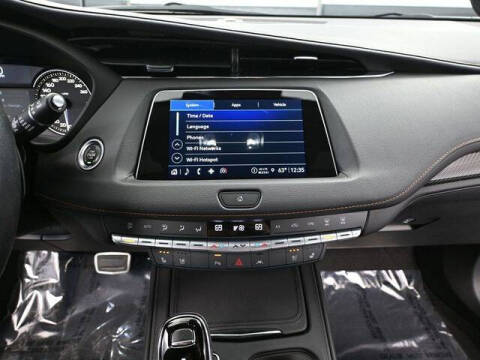 2023 Cadillac XT4 Sport