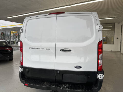 2020 Ford Transit 250